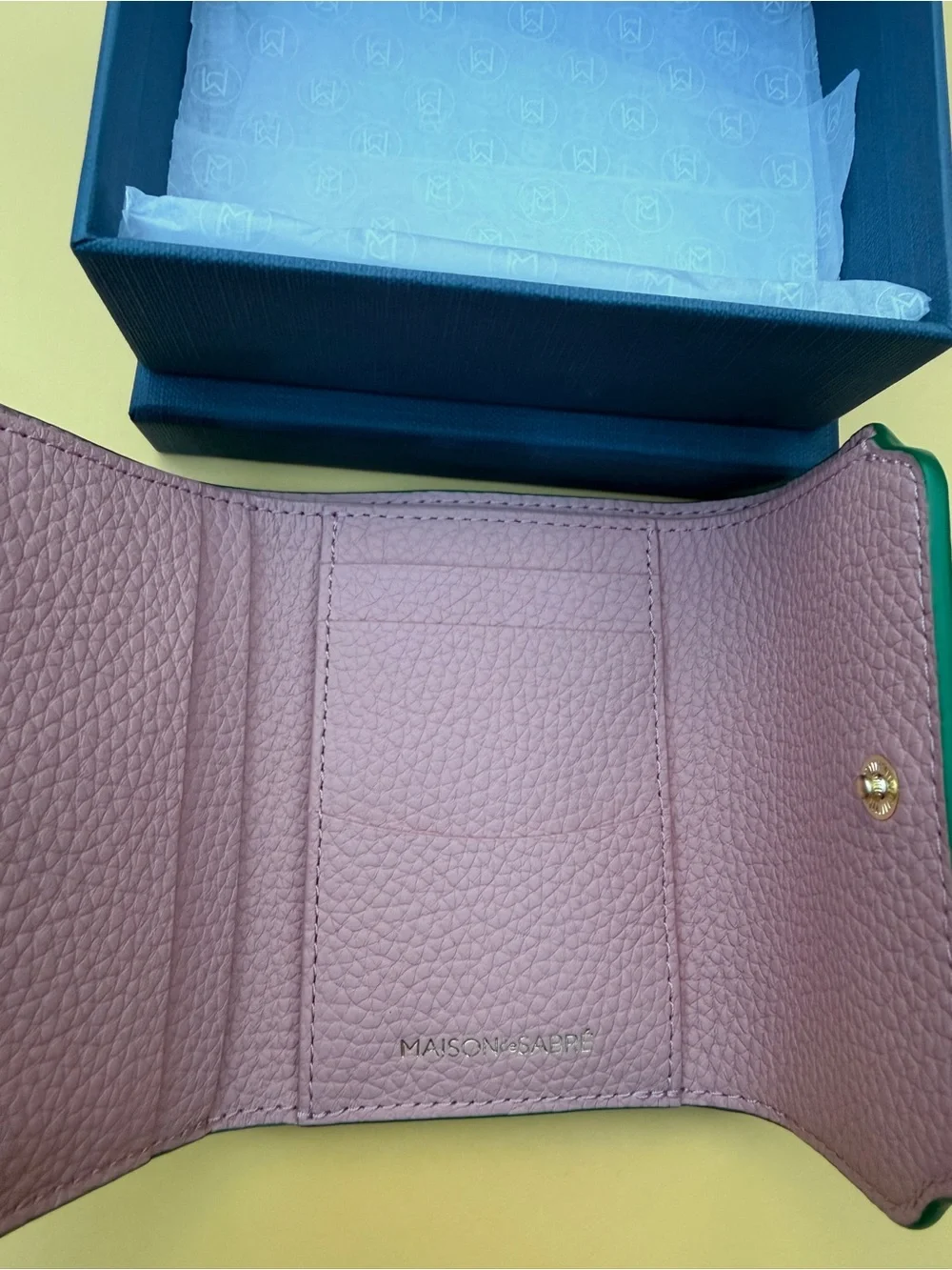 MAISON de SABRÉ Emerald Green Leather Trifold Card Wallet